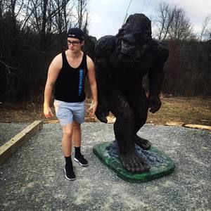 Meet your Posher, Thomas